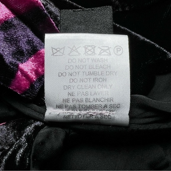 Retrofete Nat Top in Acid Roses - Picture 7 of 7